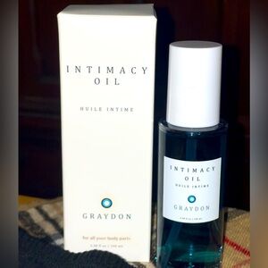 Graydon Intimacy Oil